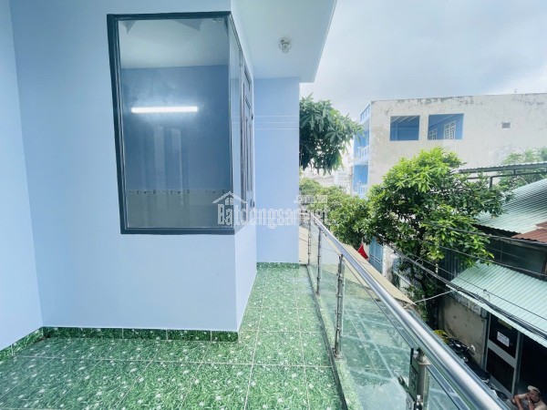 Siêu Phẩm Phan Huy Ích 67m2 Xe Hơi Ngủ Trong Nhà.