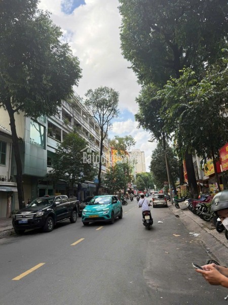 Chính Chủ Bán Mặt Tiền Bùi Hữu Nghĩa, P.7, Q.5: (4.2 x 20m), Giá 33 tỷ