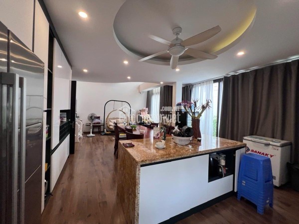Bán Tòa Building Phố Vũ Phạm Hàm (Nguyễn Khang) 75m/9T Thang máy, MT 4.5m 34.8 Tỷ