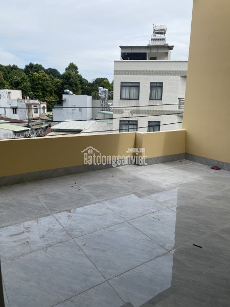 trước mặt KINH DOANH ĐỈNH 5 TẦNG (CÓ HẦM), VỊ TRÍ VÀNG TP DĨ AN, 122M², CHỈ 10.8 TỶ TL