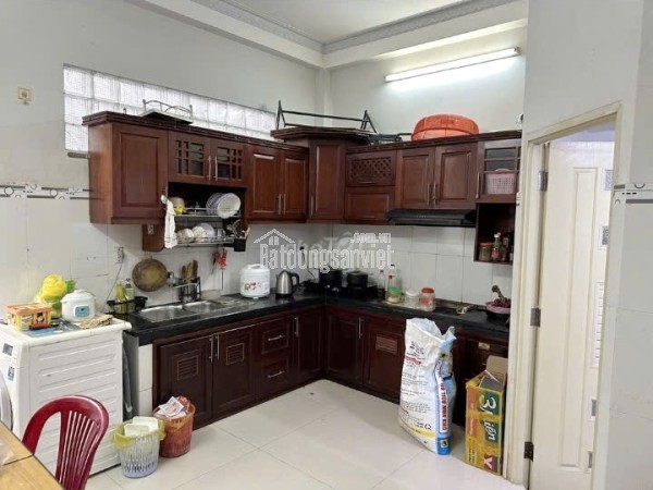 Bán nhà mặt tiền Kinh Doanh Phạm Hùng gần siêu thị Satra