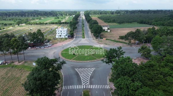 Chính chủ bán nhanh nền đất mặt tiền đường D9 - Huỳnh Thúc Kháng Nhơn Trạch.