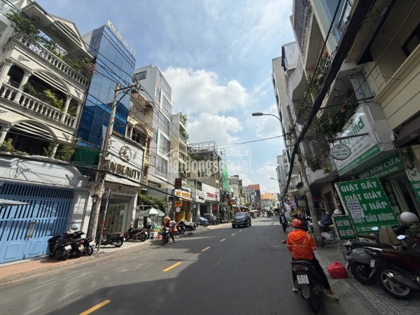 Chính Chủ Bán Mặt Tiền Nguyễn Văn Thương, P.25, Bình Thạnh. DT: (4 x 20m), 26,5 tỷ