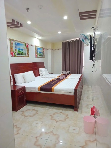 Bán Khách Sạn Nguyễn Thái Bình Quận Tân Bình, giá tốt