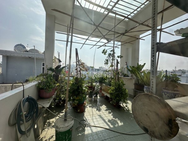 Bán nhà quận8, DT 45m2, đường Liên Tỉnh 5.