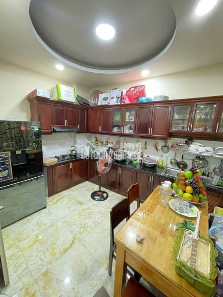 Bán nhà quận8, DT 45m2, đường Liên Tỉnh 5.