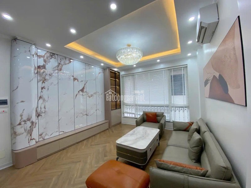 Bán nhà ngõ 83 Nguyễn Khang Yên Hoà 45m2x6 tầng Gara ô tô, giá chỉ 17.9 tỷ