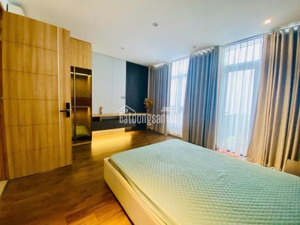 Bán gấp nhà hẻm xe hơi đường C1, Tân Bình: 84m2, 4 tầng, 4PN, sổ đỏ trao tay, giá hời chỉ 18.5 tỷ!