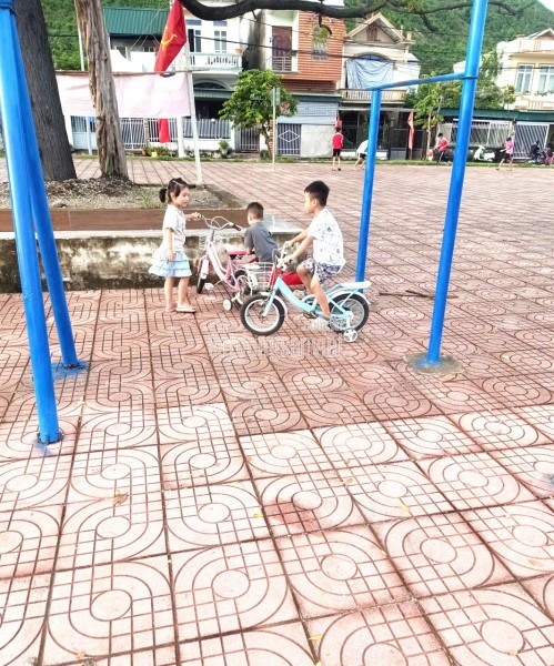 BÁN GẤP NHÀ 2 TẦNG KIÊN CỐ – CHÍNH CHỦ, GIÁ RẺ HƠN THỊ TRƯỜNG