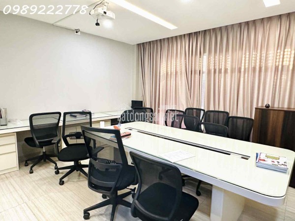 BÁN NHÀ MẶT TIỀN NGUYỄN TRỌNG TUYỂN -PHƯỜNG 8- 4.1/20X40M - 6 TẦNG - THANG MÁY - KINH DOANH DÒNG