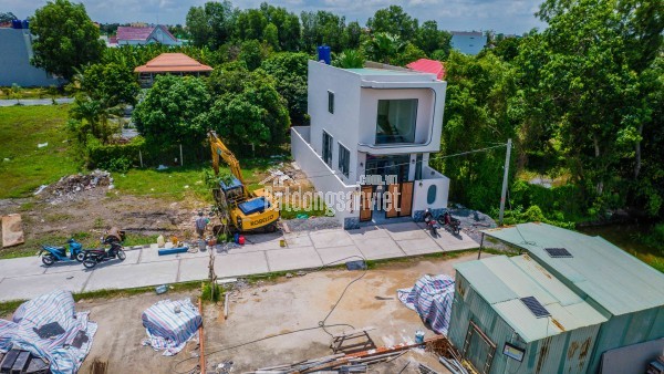 Bán nhà mặt phố tại Thị trấn Cần Đước, Huyện Cần Đước, Long An giá 1 tỷ 350 triệu