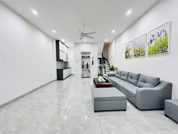 BÁN NHÀ MỚI 6 TẦNG - 39M2 - THANG MÁY – HOÀNG HOA THÁM, NGỌC HÀ – CHỈ 5 PHÚT RA LĂNG BÁC, HỒ TÂY -