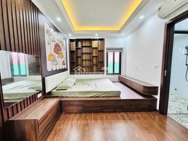 BÁN NHÀ ĐẸP Ở NGAY CẦU GIẤY PHẢI THẬT NHANH MỚI KỊP
