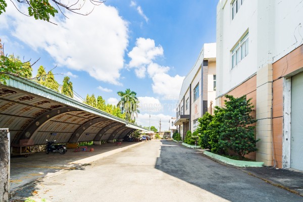 Chính chủ gửi bán gấp nhà xưởng MT trong khu công nghiệp Vĩnh Lộc Bình Tân