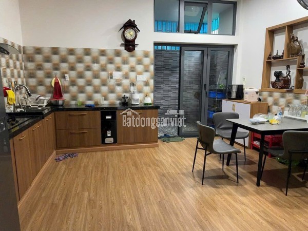 Nhà 1 trệt 3 lầu – Kinh doanh căn hộ siêu lợi nhuận
diện tích: Ngang 6m, tổng 138m² Giá bán : 12