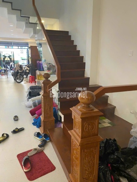 Chính Chủ Bán Mặt Tiền Cách Mạng Tháng Tám, P.13, Q.10: (4x31.68m), Giá Tốt 45 tỷ!