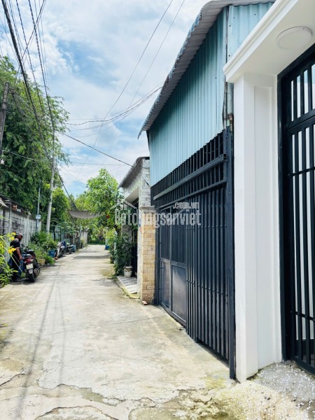 BÁN NHÀ MẶT TIỀN KHU VIP – 4 TẦNG CÓ THANG MÁY – ĐỐI DIỆN CHỢ, CẠNH TRUNG TÂM THƯƠNG MẠI