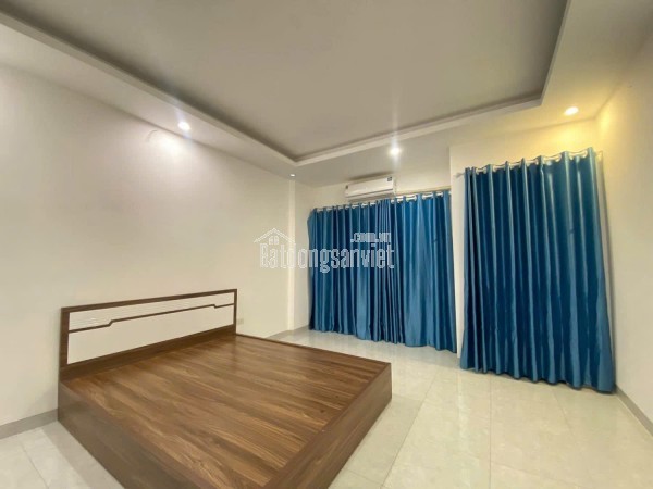 BÁN NHÀ PHAN ĐÌNH GIÓT - 33M2 - 5 TẦNG - HÀNG XÓM TOPMARKET
LH: 0396268046