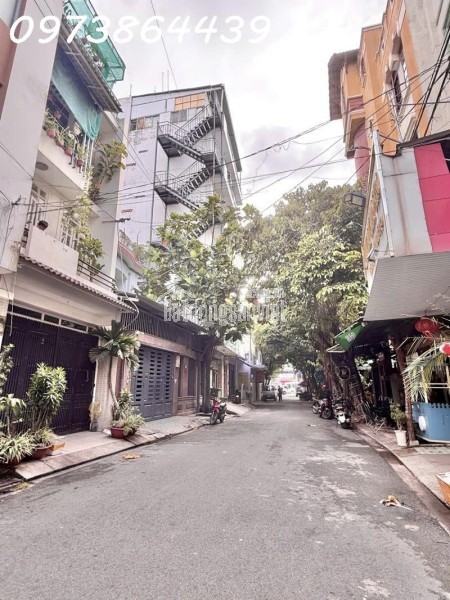 🏢 BÁN NHÀ MẶT TIỀN CỰC HIẾM – KHU SÂN BAY TÂN BÌNH
📍 Vị trí kết nối Etown Cộng Hòa – Nhà ga