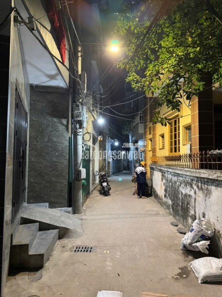 CĂN HỘ 10 PHÒNG DỊCH VỤ - SÁT CÔNG VIÊN HOÀ BÌNH; GIÁ 200TR/M2