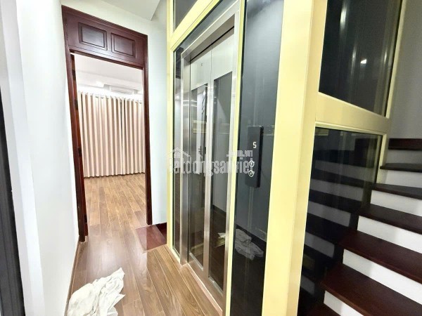 20 tỷ, khu Phân lô Lê Trọng Tấn 65m, 5 tầng, thang máy, mặt tiền 5m, kinh doanh