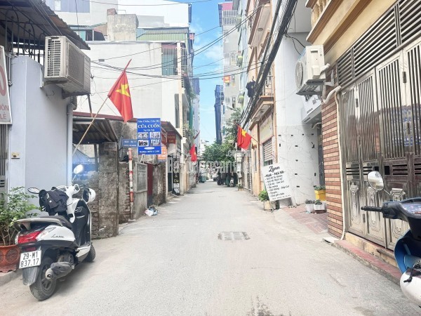 20 tỷ, khu Phân lô Lê Trọng Tấn 65m, 5 tầng, thang máy, mặt tiền 5m, kinh doanh