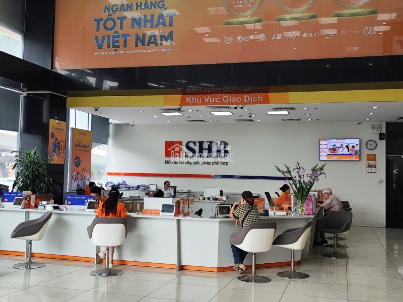 Bán toà văn phòng hạng B lô góc 2 mặt phố- Phố Huế- Đại Cồ Việt- 525m2- 12 tầng giá 5XX tỷ