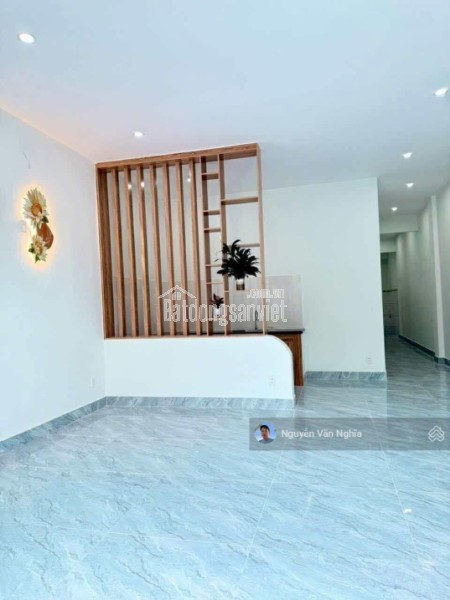 HIẾM! LÔ GÓC MẶT TIỀN CHỢ BÌNH KỲ NHÀ C4 MỚI KENG 100M GIÁ CHỈ 3.X TỶ