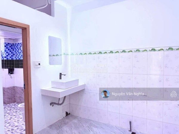 HIẾM! LÔ GÓC MẶT TIỀN CHỢ BÌNH KỲ NHÀ C4 MỚI KENG 100M GIÁ CHỈ 3.X TỶ