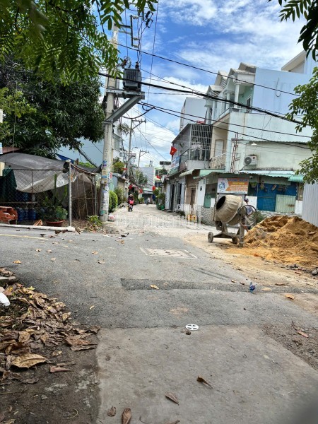 NHÀ XE HƠI NGỦ TRONG NHÀ – NGUYỄN THỊ BÚP, Q12 - 4x19M - 6,15 TỶ TL