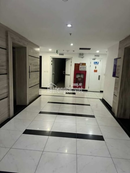 Chính chủ Gửi bán căn chung cư cao cấp vị trí siêu đẹp và thuận tiện giao thông.