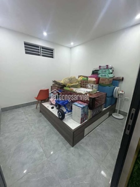Chính chủ Gửi bán căn chung cư cao cấp vị trí siêu đẹp và thuận tiện giao thông.