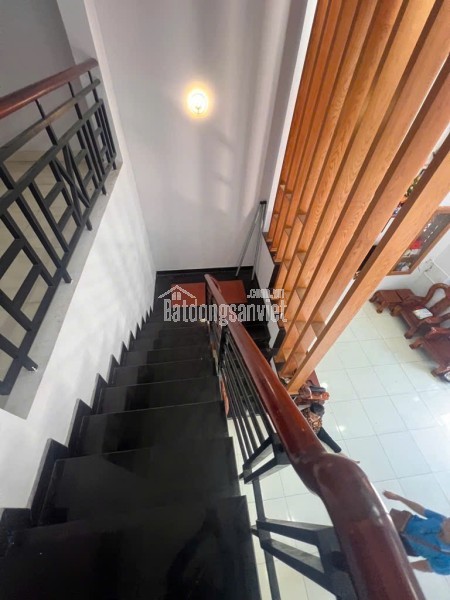 NHÀ ĐƯỜNG OTO ĐÔNG THẠNH HÓC MÔN - NGAY CHỢ GẤU TRỊNH THỊ DỐI VỚI LÊ VĂN KHƯƠNG - 5.7M X17M - 94M2