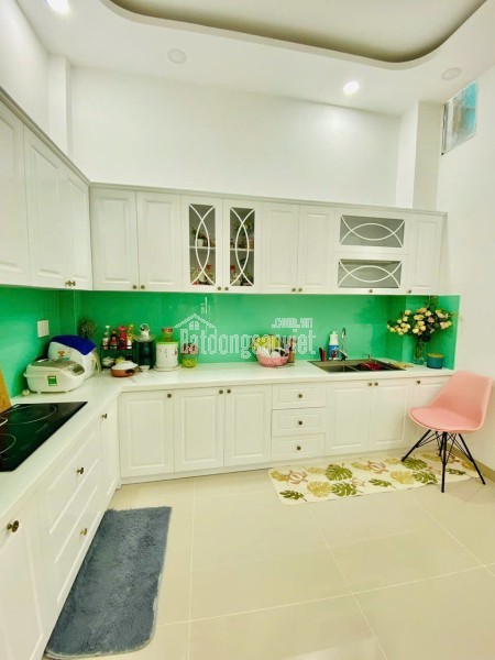 Nhà đường B1 Bùi Phùng VCN Phước Hải - Sổ hoàn công : Giá bán bao sang sổ 9.650
Liên hệ : e để