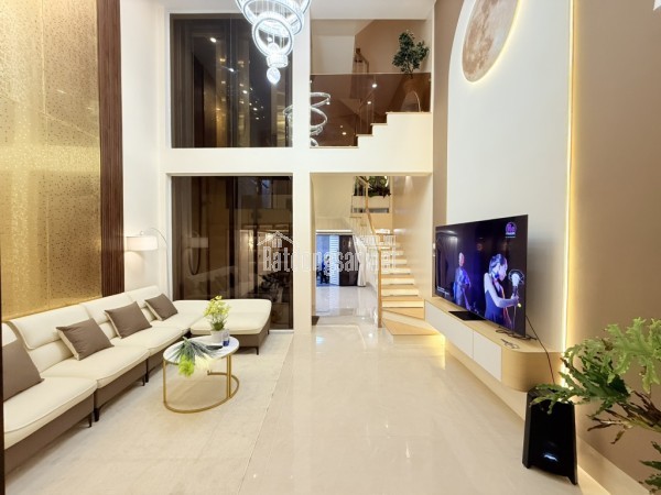 Gò Vấp nhà trong ngõ 5 tầng, 80m2, 4 phòng ngủ, sổ hồng trao tay, giá hời chỉ 9.5 tỷ - Cơ hội an