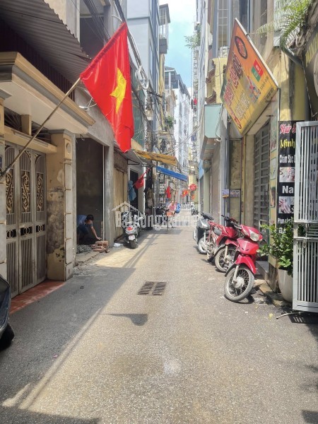 Bán nhà Thanh Liệt 48m, 4 Tầng, Mặt tiền 4,5m, kinh doanh; Giá 11,5 tỷ