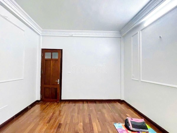Mặt ngõ Thái Hà 50m2x5 tầng mặt tiền 4.5m, ô tô trong nhà giá 20.7 tỷ