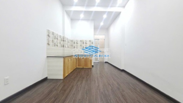 Bán Nhà Đẹp 2 Tầng Mặt Tiền Trần Nguyên Hãn – Nha Trang – Giá Chỉ 7,2 Tỷ