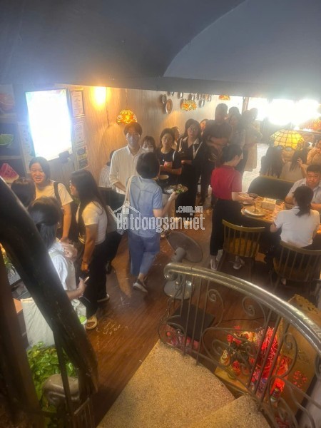 Chính chủ cần Sang nhượng nhà hàng chay – thương hiệu 5 năm Veggie Castle Ngọc Khánh Ba Đình Hà Nội
