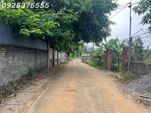 Siêu phẩm đất đẹp vuông như bánh chưng, giá rẻ tại Phú Mãn, Quốc Oai