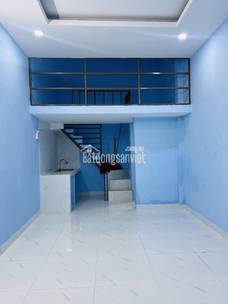 HẺM Ô TÔ ĐẬU TỚI NHÀ - SÁT MẶT TIỀN LẠC LONG QUÂN