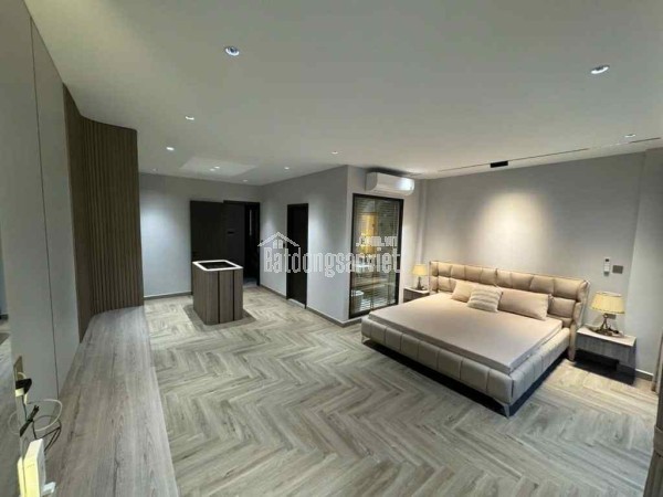 nhà đẹp Ngọc Thuỵ, 7 tầng thang máy, mặt tiền 5.7m, gara 2 xe 7 chỗ, kinh doanh, full nội thất
