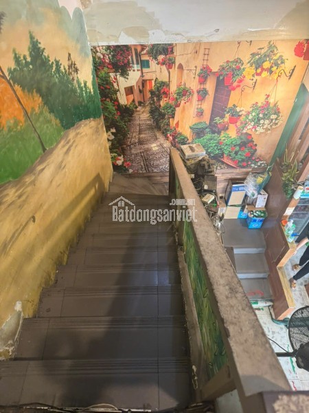 Sang gấp quán Cafe văn phòng ngay trung tâm Nguyễn Thiện Thuật Q3