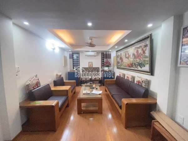 Bán đất tặng nhà 2 tầng tại Lương Văn Can Hà Đông 10 tỷ