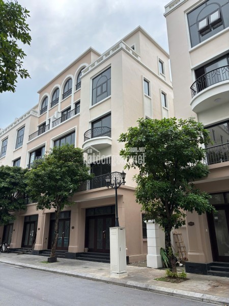 Bán liền kề xẻ khe 3 mặt thoáng, giống biệt thự song lập, giá rẻ MTG