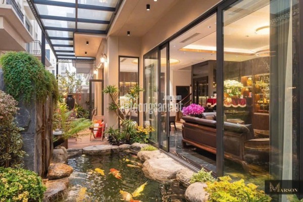 Bán liền kề xẻ khe 3 mặt thoáng, giống biệt thự song lập, giá rẻ MTG