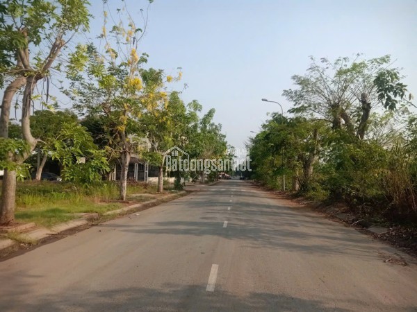 Mặt tiền Nguyễn Văn Tạo _ HIệp Phước _ Nhà Bè 1800m2 đất nông nghiệp giá 5,5 tr/m2