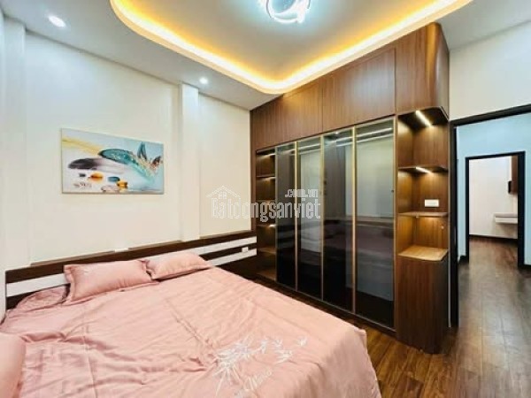 DÂN XÂY KIÊN CỐ - 2 MẶT NGÕ TRƯỚC SAU - 5M RA MẶT PHỐ - FULL NỘI THẤT.