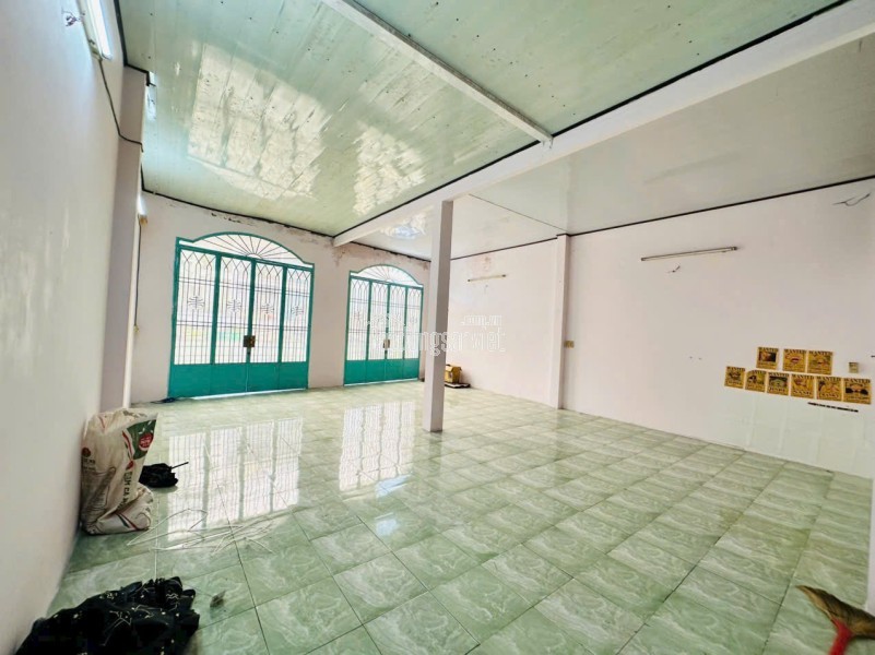 Bán gấp nhà DT lớn 7m MTKD Khuông Việt Quận Tân Phú