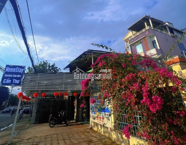 BÁN KHÁCH SẠN BÌNH THUỶ, CẦN THƠ – DT 200m2 – Kiến trúc hiện đại 18 phòng